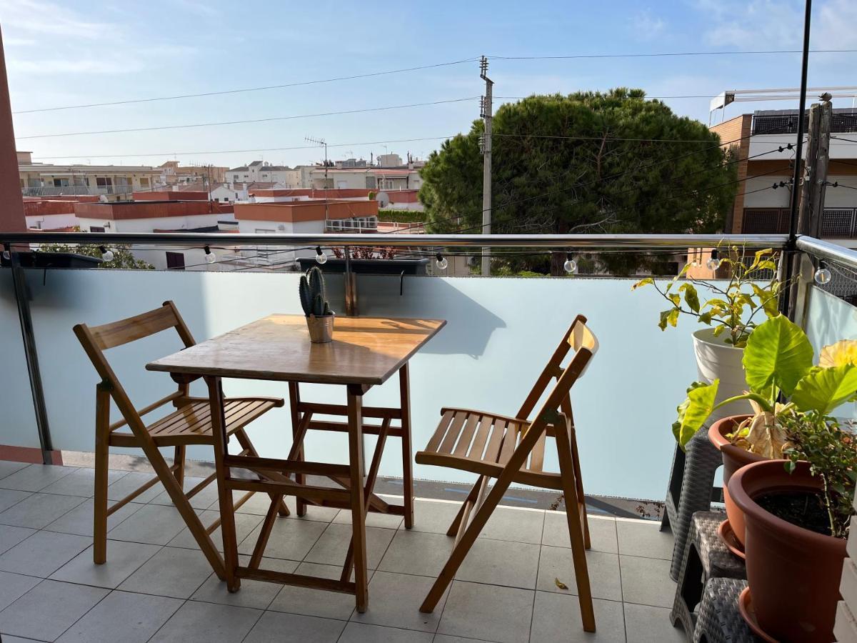 Atico En Cubelles Playa Apartment Exterior foto